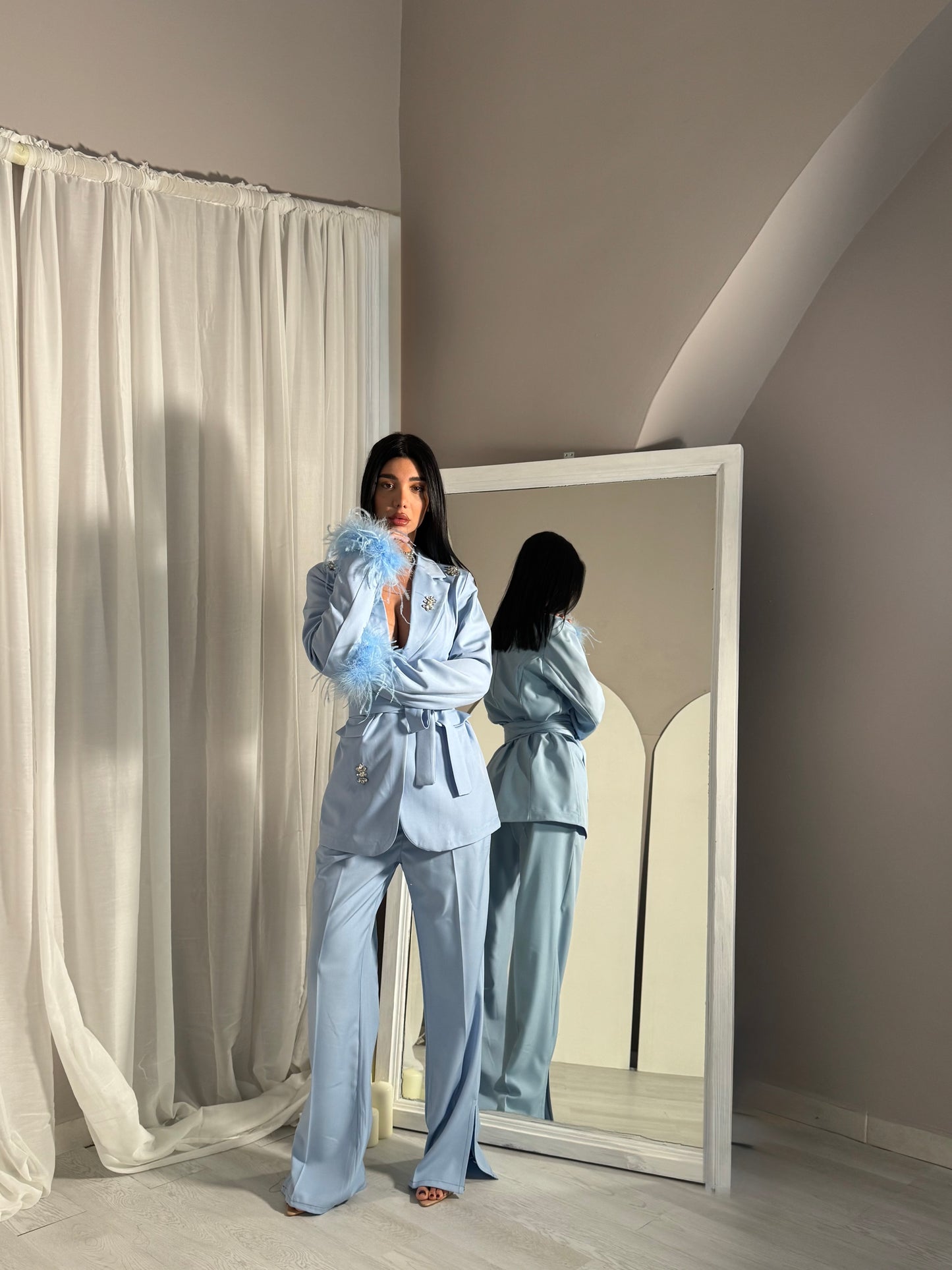 Tailleur Manila Plume